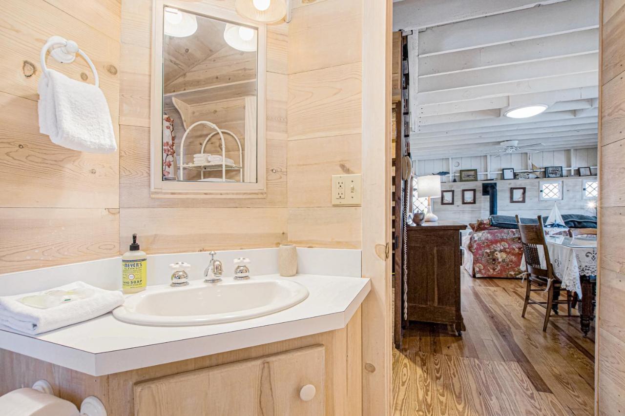 Anna'S Cottage Saugatuck Bagian luar foto